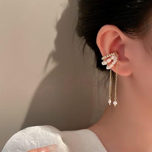 Korea Pearl Tassels Magnet Clip Earrings for Women Charm Freshwater Pearl Climber Cuff Earring Clip on Ear Jewelry Accessories
