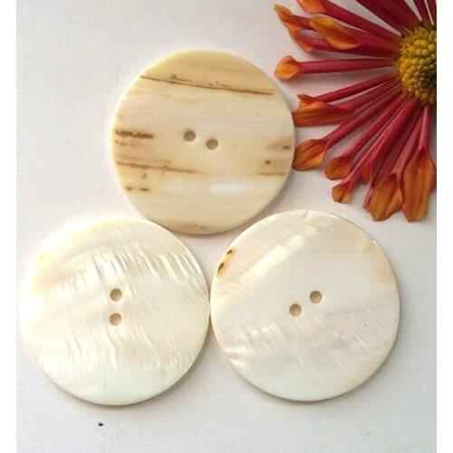Wholesale Big Natural shell buttons 30pcs 38mm 2-hole pearl of mother buttons free shipping SHELL001