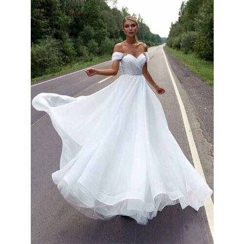 Simple A Line Wedding Dress Sweetheart Off the Shoulder Lace Up Back Pleated Crystal Princess Wedding Gown Vintage Robe Mariee