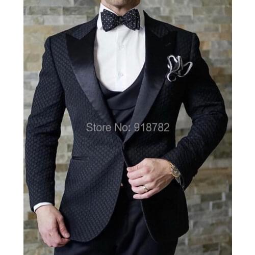 Mens Suits With Pants 2018 Peaked Lapel Formal Suits Men Slim Fit Black White Paisley Wedding Suits For Men Groom Tuxedo