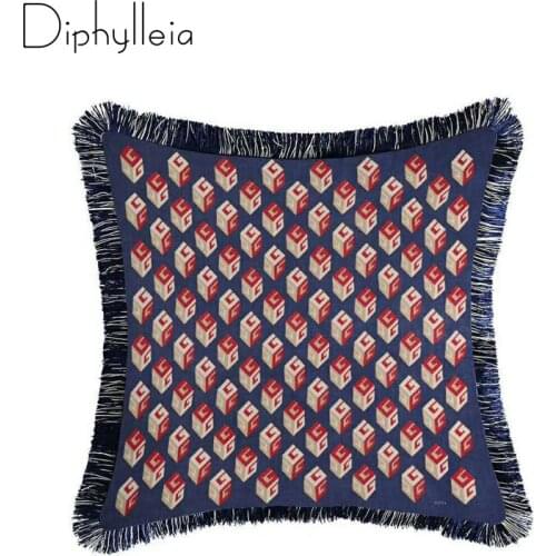 Diphylleia G Cushion Cover 2020 New Fashion Design Series Soft Velvet Pillow Case Fringed Living Room Sofa Luxury Coussin