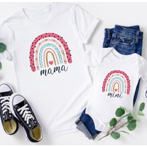 Family Look T-shirts Pink Rainbow Mama and Mini Family Matching Tshirts Summer Short Sleeve Mother and Daughter Fashion Clothes