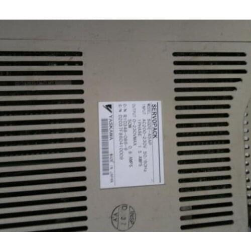 SGDE-A5AP SERVO DRIVER , used in good condition . 80% appearance new , good working , free shipping