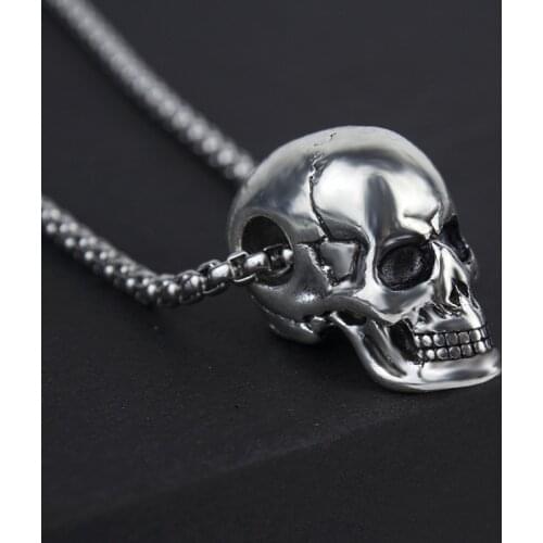 Retro Gothic 316L Stainless Steel Skull Pendant Necklace Punk Mens Silver Plated Necklace for Men Motorcycle Party Jewelry