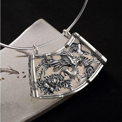 2018 Real Limited Ancient Times, Phoenix Wears Peony Female Mosaic Chalk Pomegranate High-grade Clavicle Sweater Chain Pendant