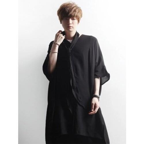 Mens summer new classic dark casual scarf V-neck design loose trumpet large half-sleeve T-shirt
