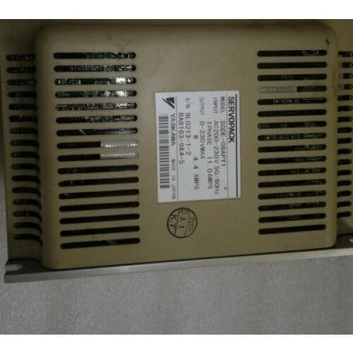 SGDE-08APY1 SERVO DRIVER , used in good condition . 80% appearance new , good working , free shipping