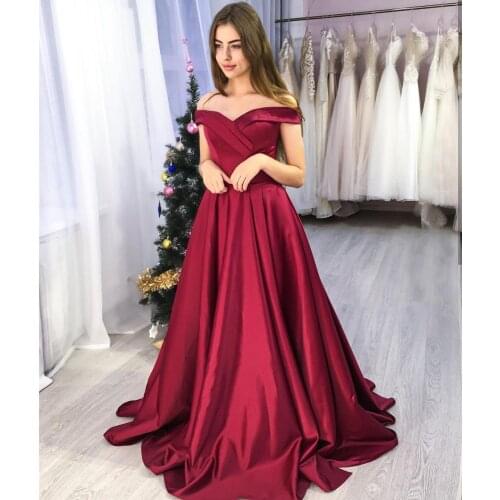 Burgundy Evening Dress Off Shoulder A-Line Satin Court Train Floor Length Satin Women Party Gowns Formal 2020 Simple Gorgeous