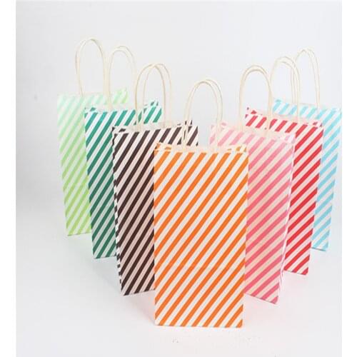 10Pcs 16x22cm Paper Bags with Handles Wedding Favors Gift for Guests Souvenirs Birthday Party Christmas Gift Bag