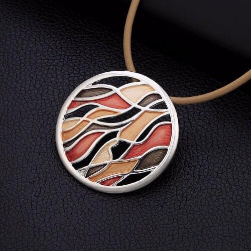 Vintage Womens Choker Necklace 2021 Fashion Jewelry Accessories Colorful Rainbow Round Retro Pendant Necklaces for Women Gift