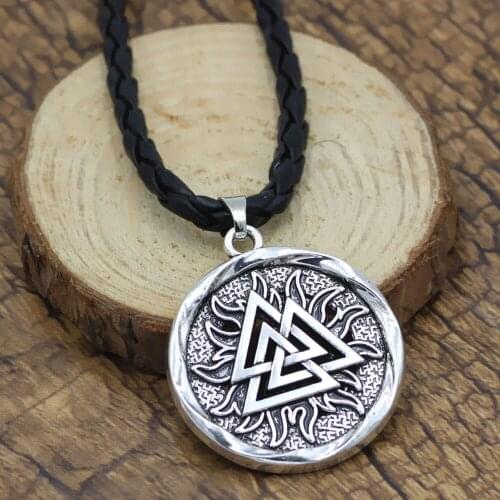 Exquisite Nordic Viking Triangle Symbol Round Metal Pendant Mens Religious Belief Necklace