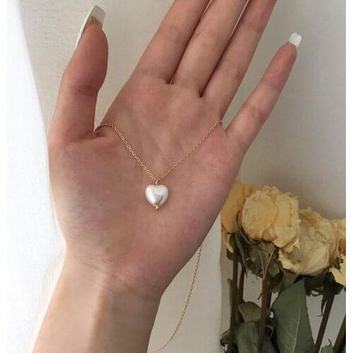 New Arrival 2021 Fashion Sweet Girls Elegant Pearl Heart Pearl Necklace For Women Students Party Choker Jewelry Gifts