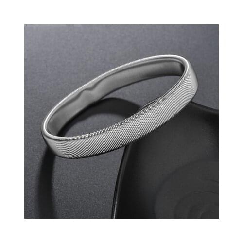 Gold Color Arm Warmer Shirt Sleeve Holder Metal Anti-Slip Elastic Bracelets Fashion Bangle For Lovers Holiday Gift