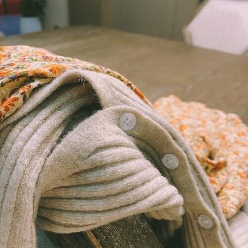 Korean V-Neck Solid Knitting Cardigan Womens Autumn and Winter Fashion Slim High-quality Soft Sweater Crop Tops Streetwear