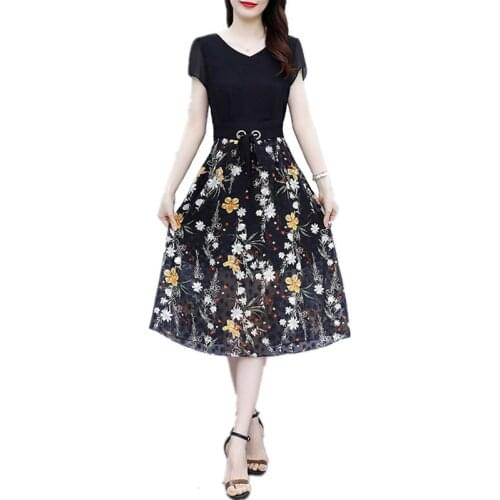 2021 New Summer Women V-Neck Short Sleeve Dress Sweet Flowers Print Hem Patchwork Fake Two Piece Chiffon Long Dress