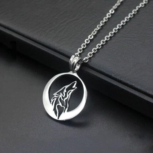 Punk 316L Stainless Steel Howling Wolf Pendant Necklace Ethnic Animal Necklaces Men Boyfriend Simple Fashion Jewelry