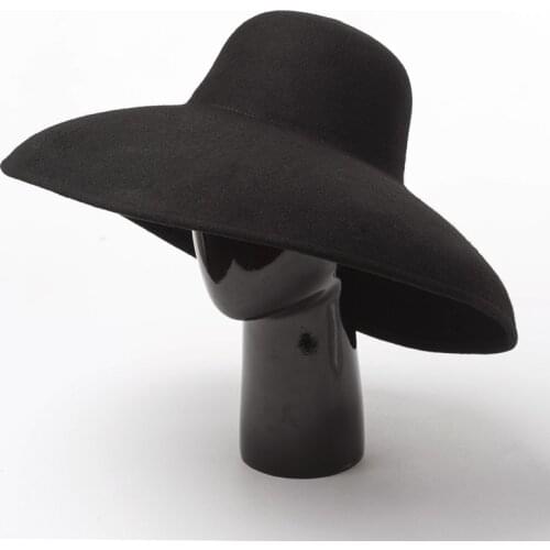 01904-HH8134 winter warm wool Catwalk model wind brim leisure Hepburn Style lady sun cap women outdoor hat