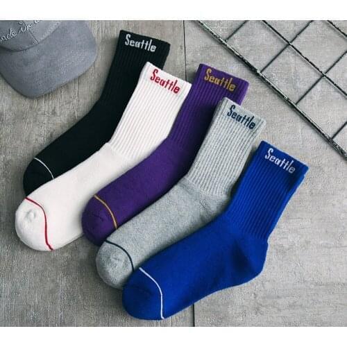 Men Women Cotton Winter Autumn Socks Fashion Letter Thick Terry INS Jacquard Crew Socks Lovers Sport Skateboard Casual