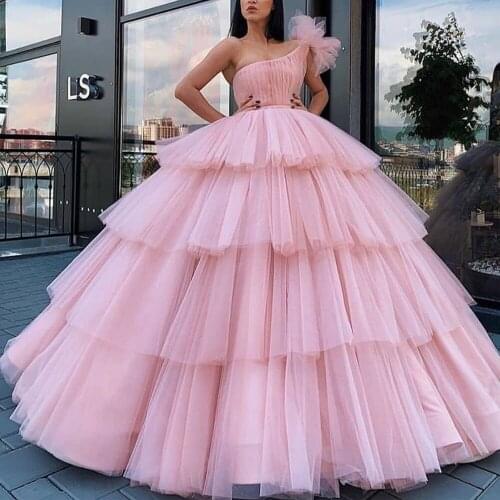 SuperKimJo Pink Ball Gown Prom Dresses 2020 One Shoulder Pleated Tiered Luxury Prom Gowns Vestido De Fiesta De Boda