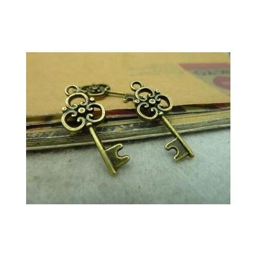 Zinc alloy pendant jewelry accessories diy handmade material charms small key10*23mm