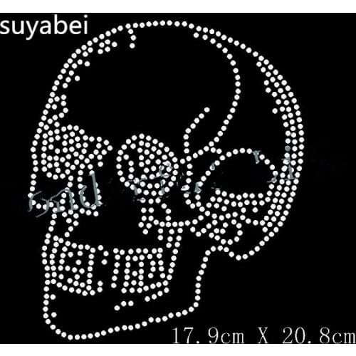 2pcs/lot Skull appliques design stone hot fix rhinestone motif iron on crystal transfer patches for shirt