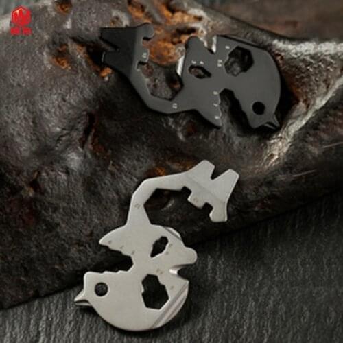 1PC Outdoor Multifunction EDC Tool Multitool Portable Skull Mini 18 in 1 Screwdriver Wrench Bottle Opener Keychain Pendant