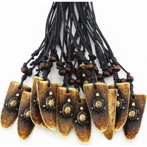 12pcs Imitation Bone Carved New Zealand Maori Tongue Lovely Turtle Pendant Surfing Necklace MN380
