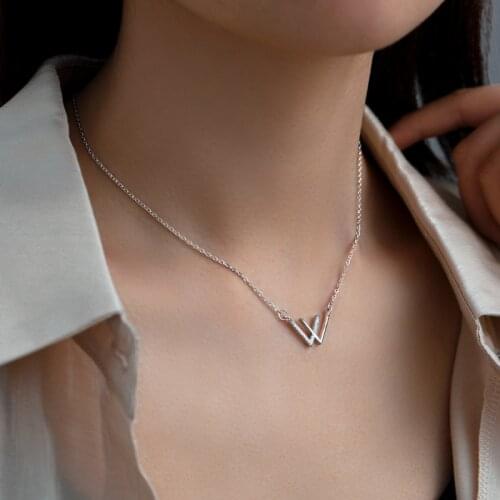 Romantic Simple W-shaped Letter Necklace Exquisite Crystal Zircon Pendant Gold Clavicle Chain Womens Wedding Jewelry