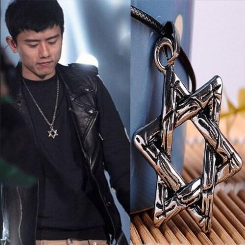 Retro United States mens fashion necklace lucky six Star Pendant Necklace Metrosexual domineering cool accessories