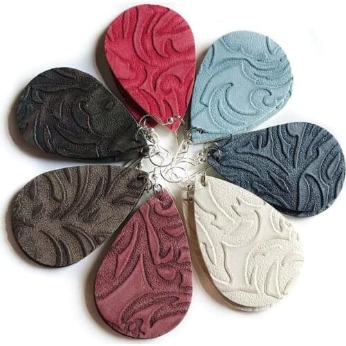 Vintage Embossing Teardrop Faux Leather Earrings for Women Statement Dangle Earring Bohemia Fashion Jewelry Accessories