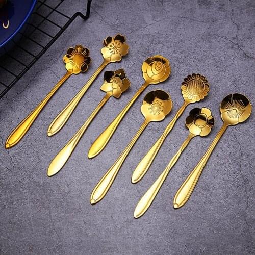 1pcs Creative Flowers Design Gold Spoon Long Handle Dessert Tea Coffee Mixing Spoon Stainless Steel Teaspoons Drink Tableware