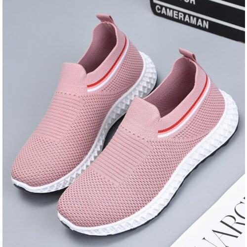 Brand womens shoes 2021 spring and summer new mesh casual sports shoes womens fashion socks shoes flat shoes