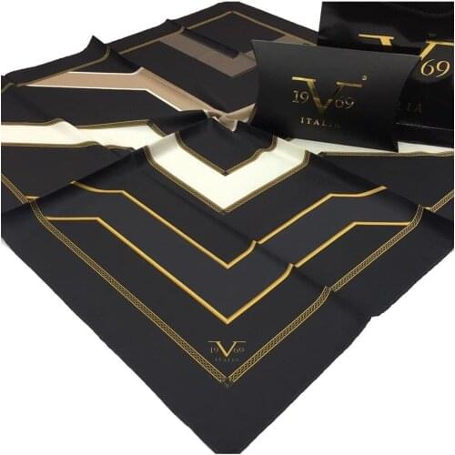 19V69 ITALIA Carnival Costumes