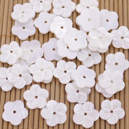 50 PCS 12 mm Flower Shell Natural White Mother of Pearl Loose Charms Pendants