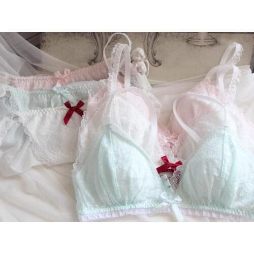 2018 New Arrival 100% Real Photos Lolita Sexy Cute Kawaii Lace Padded Wireless Seamless Bra Panties Set Bikini Set RB284