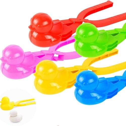 1Pcs Plastic Snowball Maker Clip Cartoon Safety Small Duck Winter Snow Sand Mold Tool for Snowball Fight Outdoor Fun Sports Toys