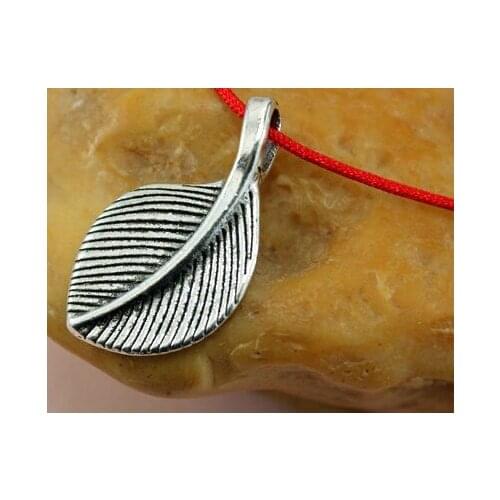 20pcs/lot Tibetan Silver spacer Leaf pendant Loose Bead Spacer Beads Connectors for DIY Jewelry Making bracelet rfrg4