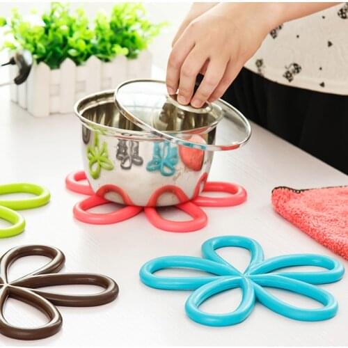 Insulation Coaster Pads Kitchen Table Bowl Mats Anti-Hot Insulation Pad Plum Flower Shape Heat Resistant Placemat Dining Table