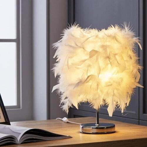 E27 Bedside Table LED Lamp Feather Romantic Living Room Bedroom Desk Night Light The table lamp creates a warm and peaceful circ