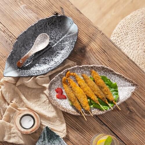 Creative Japanese Shaped Ceramic Plate Hotel Tableware Home Kitchen Plate Sushi Leaf Plate