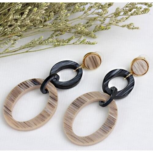 Beadsland Acetic Acrylic Long Drop Earrings Fashion Elegent Design Women Girl Gift 38779