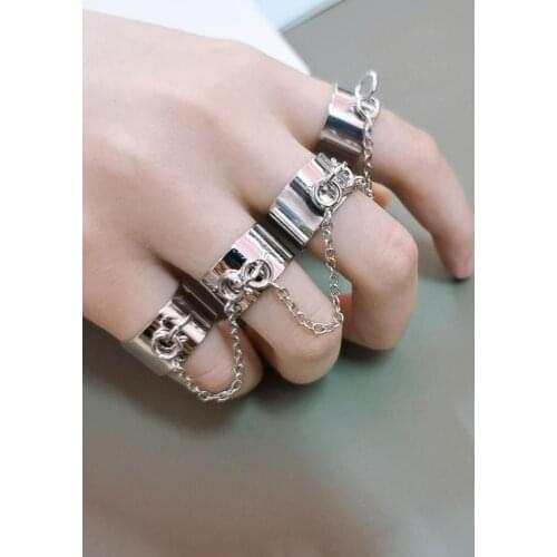 2020 New Punk Hip Hop Popular Multiple Adjustable Chain Four Finger Ring Open Metal Ladies Rotating Ring For Women Girl Jewlery
