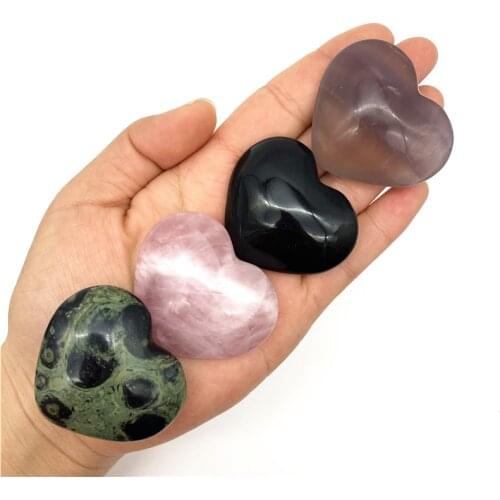 Beautiful 1PC Natural Fluorite Obsidian Turquoise Heart Shaped Stone Love Healing Crystal Gemstone Natural Quartz Crystals