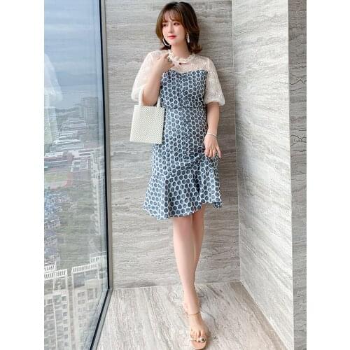 High quality Lace collar perspective splicing strapless single-breasted bump color with the new women summer dress