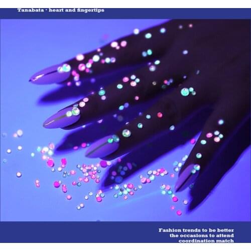 1 Pack 250 Pcs Nails Art Night Light Drills Mixed Size Nail Art Rhinestone Decorations 3D Glitter Diamonds Jewelly Ornaments New