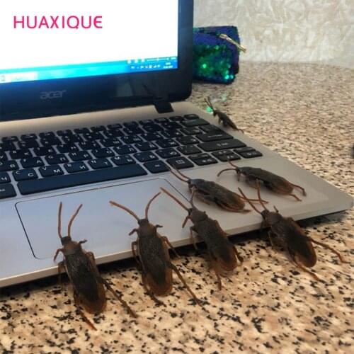 5pcs Halloween Decoration Props Gadget Plastic Cockroaches Centipede Scorpions Gags Practical Joke Rubber Spoof Funny Toys