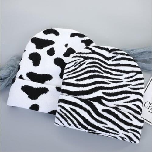 Zebra Pattern Keep Warm Skullies Beanies Unisex Crimping Fashion New Winter Milk Pattern Knitted Hat Ski Cap