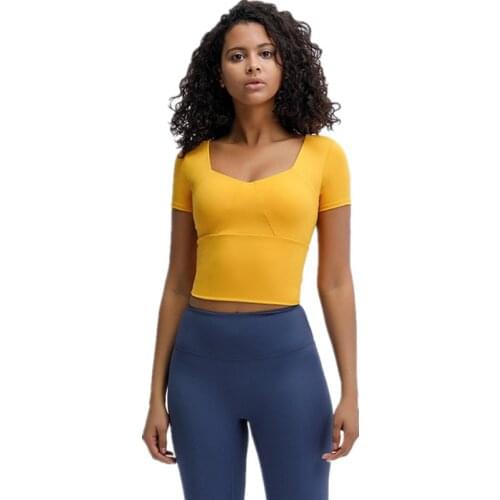 Spring Summer New Sports Short-Sleeve T Shirts Women Yoga Shirts With Chest Pad Stretch Slim Breathable Running Fitness Top