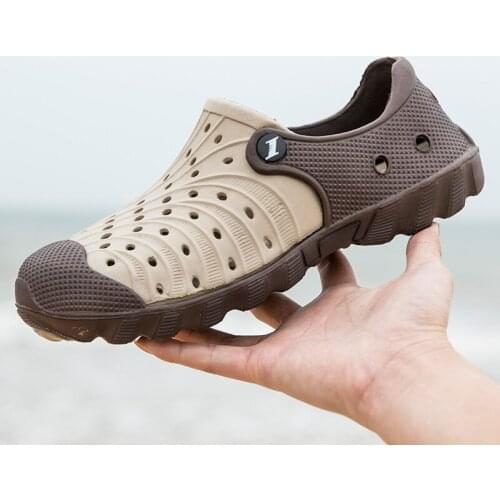 Hot Sale Men Garden Casual Male Sandals Summer Hole Shoes New Rubber Clogs For Men Summer Slides Swimming Jelly Shoes Size 40-46