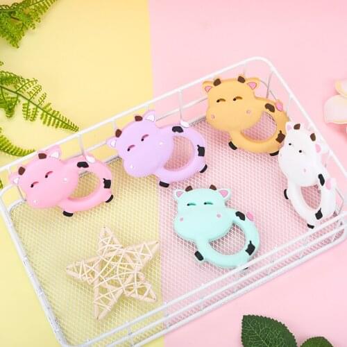 Sunrony 5pcs Baby Dairy Cow Silicone Teether Rodent BPA Food Free Silicone Teething Nursing Pacifier Clip Silicone